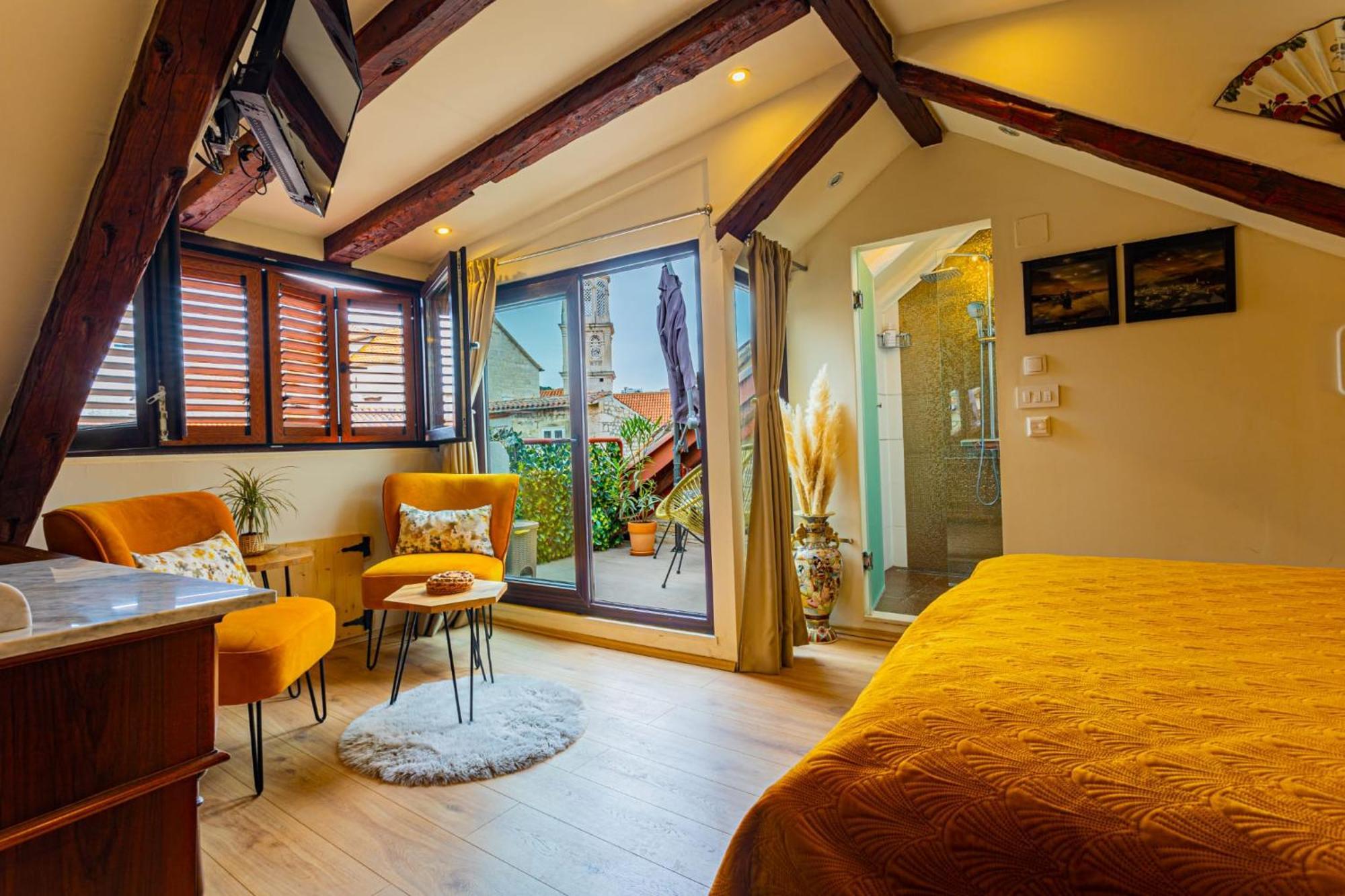 Apartments & Rooms Trogir Stars Free Parking Esterno foto