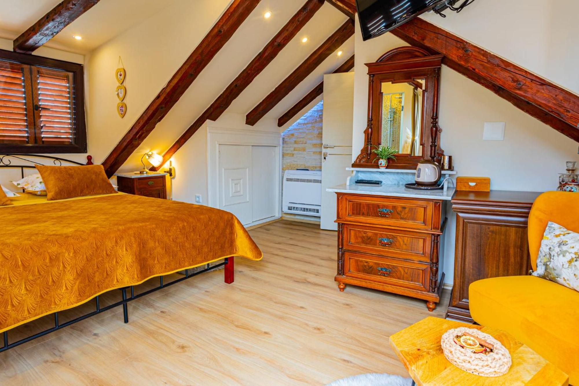Apartments & Rooms Trogir Stars Free Parking Esterno foto